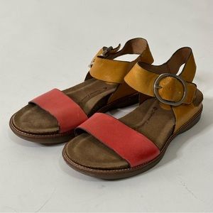 Söfft two tone leather sandals